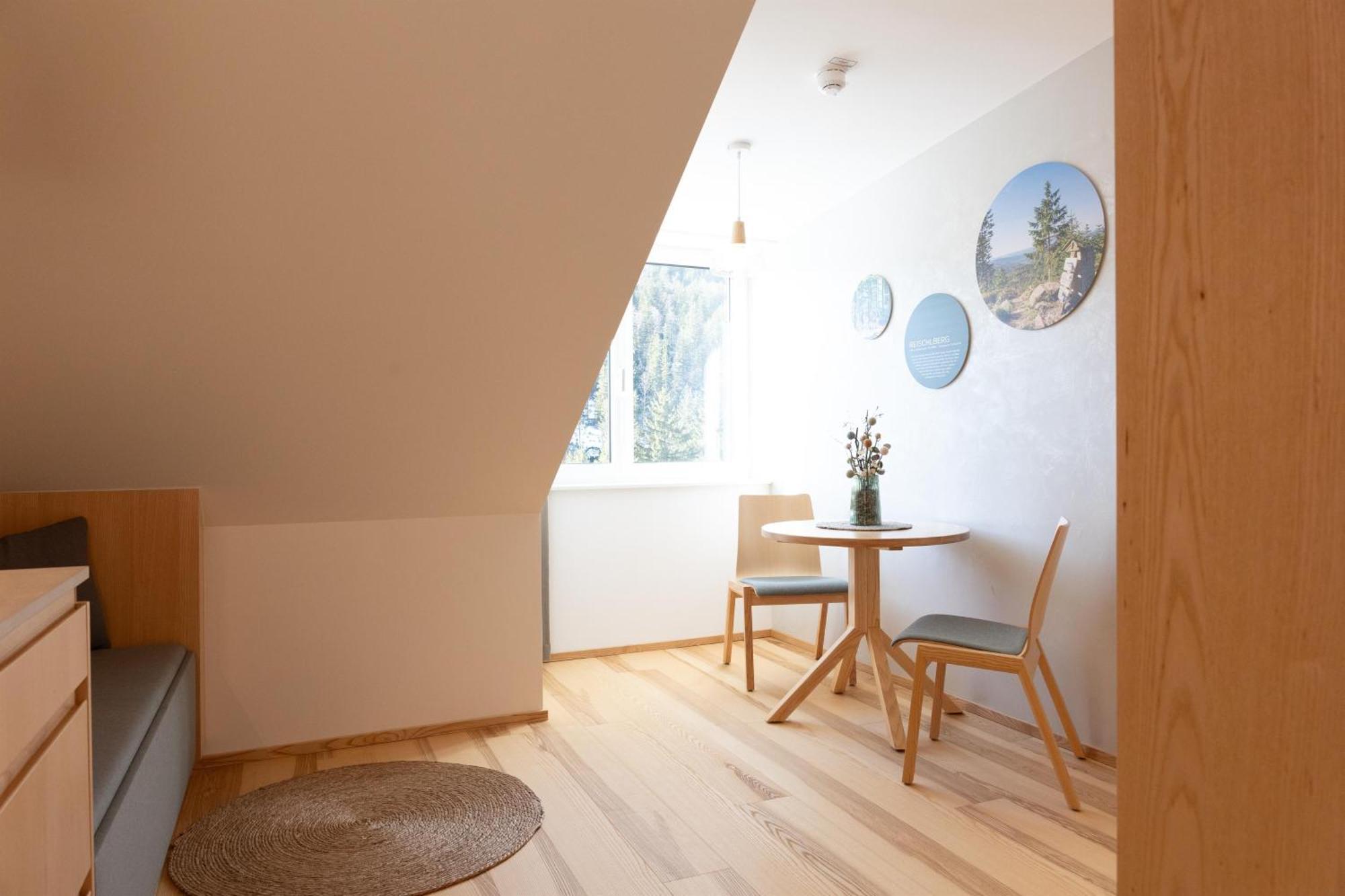 Forsthaus Apartments - Ski + Bike & Hike Klaffer am Hochficht Eksteriør bilde